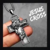 Collier homme acier - Croix INRI massive - Jésus