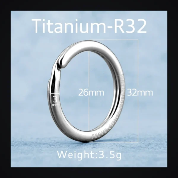Sa74a4ac92f9d46938c7da6aba2cb20ffu-1 Porte-cles homme en alliage de titane - anneau rond 32 mm